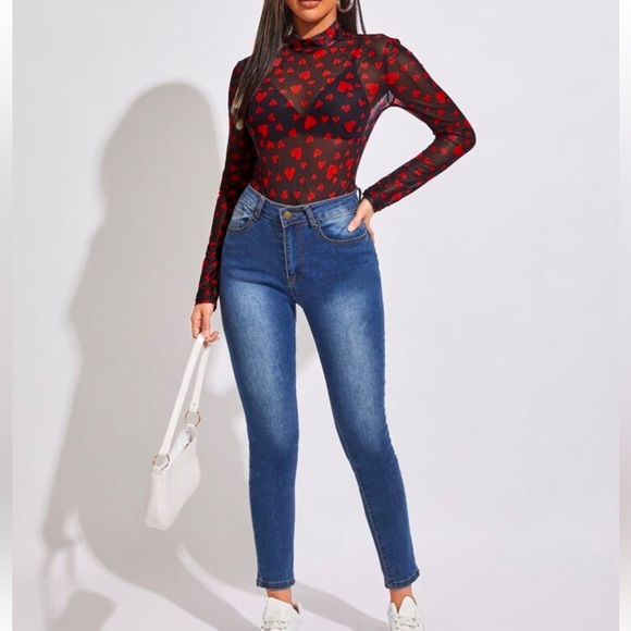 SHEIN Top Black & Red Fitted Heart print  sheer Blouse long sleeve plus size 1X - Picture 3 of 7